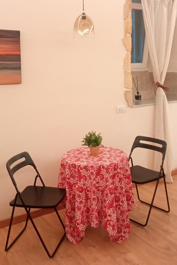 דירות נאפולי Il Giardino Di Nonna Pina מראה חיצוני תמונה